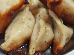 -黄阿姨锅贴大王(万航渡路店)