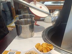 -铁锅年代地锅鸡•铁锅炖大鹅(黄家湖店)