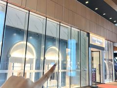 -百年港湾奥特莱斯(香炉礁店)