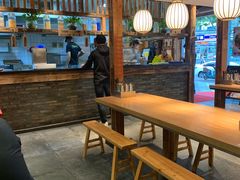 大堂-弄堂咪道-饭香·面香·馄饨香(钦州北路田尚坊店)