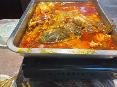-老街烧烤大排档·地道湖北菜·龙虾馆(汉口火车站店)