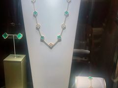 -梵克雅宝(国贸商城店)