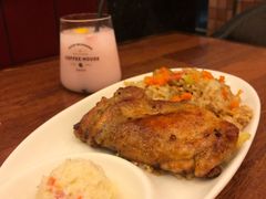 蒜香烤鸡咖喱大虾蛋包饭-玛格萝妮比萨屋(四平店)