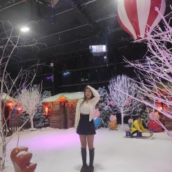 -圣名游乐城冰雪大世界