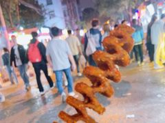 -官亭路小吃一条巷