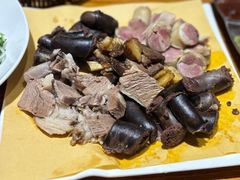 -蒙艾里民族传统菜蒙餐