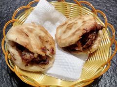 烧饼夹酱牛肉秘制-买又大餐厅(福林里店)