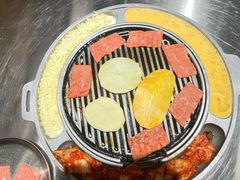 -猪掌柜韩国烤肉(六折店)