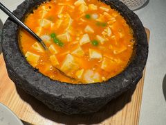 石锅蟹黄豆腐-醉舍·新淮扬菜(长宁龙之梦店)