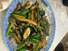 韭花菌菇炒鳝丝-汇兴源餐馆(小北路店)