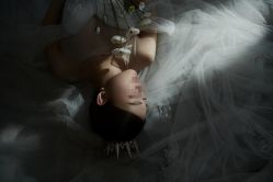 -雪中彩影婚纱摄影·微光艺术中心