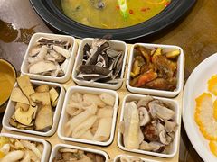 -菌乡缘·野生菌蒸汽鱼火锅(江边夜市店)