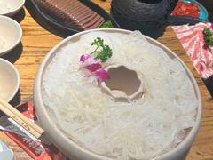 -老牌坊云南鱼豆花火锅(爱建店)