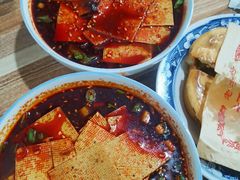 -老字号杨坡红油米线腊汁肉夹馍(东四道巷店)