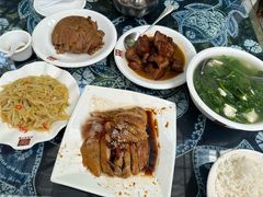 -瑞丰园庭院餐厅·白族传统家常菜