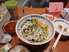 -鑫花溪牛肉米粉(东环大润发店)