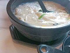 -鸡汤过桥·过桥米线