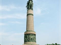 -人民防洪胜利纪念塔