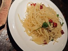 -绿茶餐厅(光谷世界城步行街店)