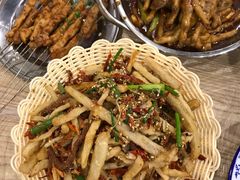 -江城燕子大排档(江汉路步行街店)