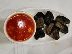 油炸臭豆腐-新新湘菜馆(新中街二条店)