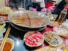 -储奇门鳝鱼火锅(总店)