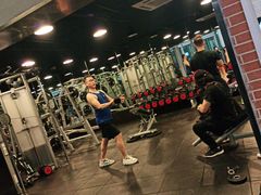 -一兆韦德健身(慧芝湖店)