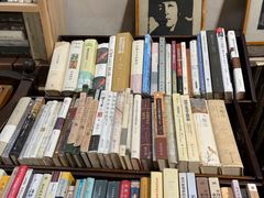 -斯多格书乡(北京大学畅春园店)
