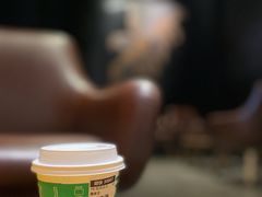 -星巴克(洛阳中州路王府井店)