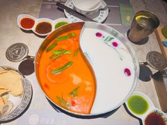 -四面泰(环贸IAPM店)