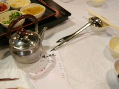 -鲜入围煮花胶鸡海鲜火锅