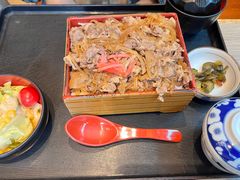 -小山日本料理(兴业太古汇店)