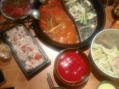 -周小明火锅(黑金冠社区店)