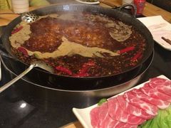 -锅首鲜品火锅(鸳鸯店)