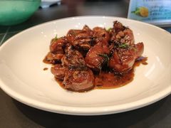 -鼎泰亨·海鲜牛肉餐厅(滨江店)