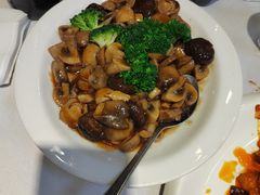 -峨嵋酒家总店(车公庄店)