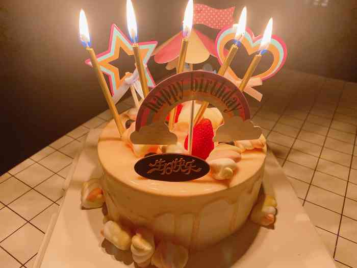 皇冠幸福里(129额头湾店)-"武汉老牌蛋糕店:皇冠蛋糕98很多年前走几