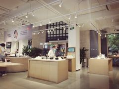 -Sony Store 索尼(上海淮海中路店)