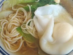-菌子鲜汤野生菌锅