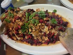 香辣鲤鱼-鲁南仔·滕州炒鸡(经三路店)