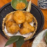 这家日料店真是小而精致，氛围温馨。食材新鲜