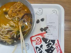 -爱民螺蛳粉(梧州国泰广场店)