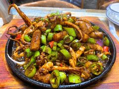 铁板鱿鱼须-八张桌子(老店)