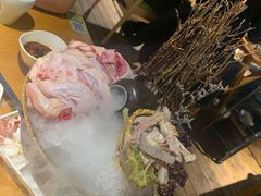 -洪氏嗨捞·广东猪肚鸡·椰子鸡火锅(西咸万象城店)