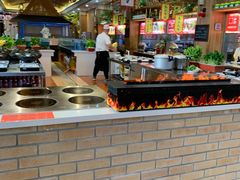 -老街坊美食汇(玉兰大街店)