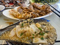 -覃记海鲜美食餐厅