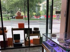 -沐渔二手奢侈品黄金手表包包回收·中古店(广州塔店)