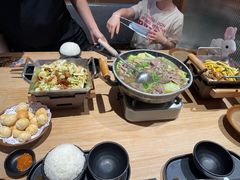 -川堂风·跷脚牛肉·乐山爆炒(宝山日月光店)