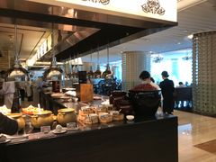 -圣丰索菲特·2 On 988 Café 自助餐厅