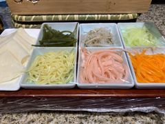 -野山舂·贵州现舂酸汤火锅(鸿通城店)